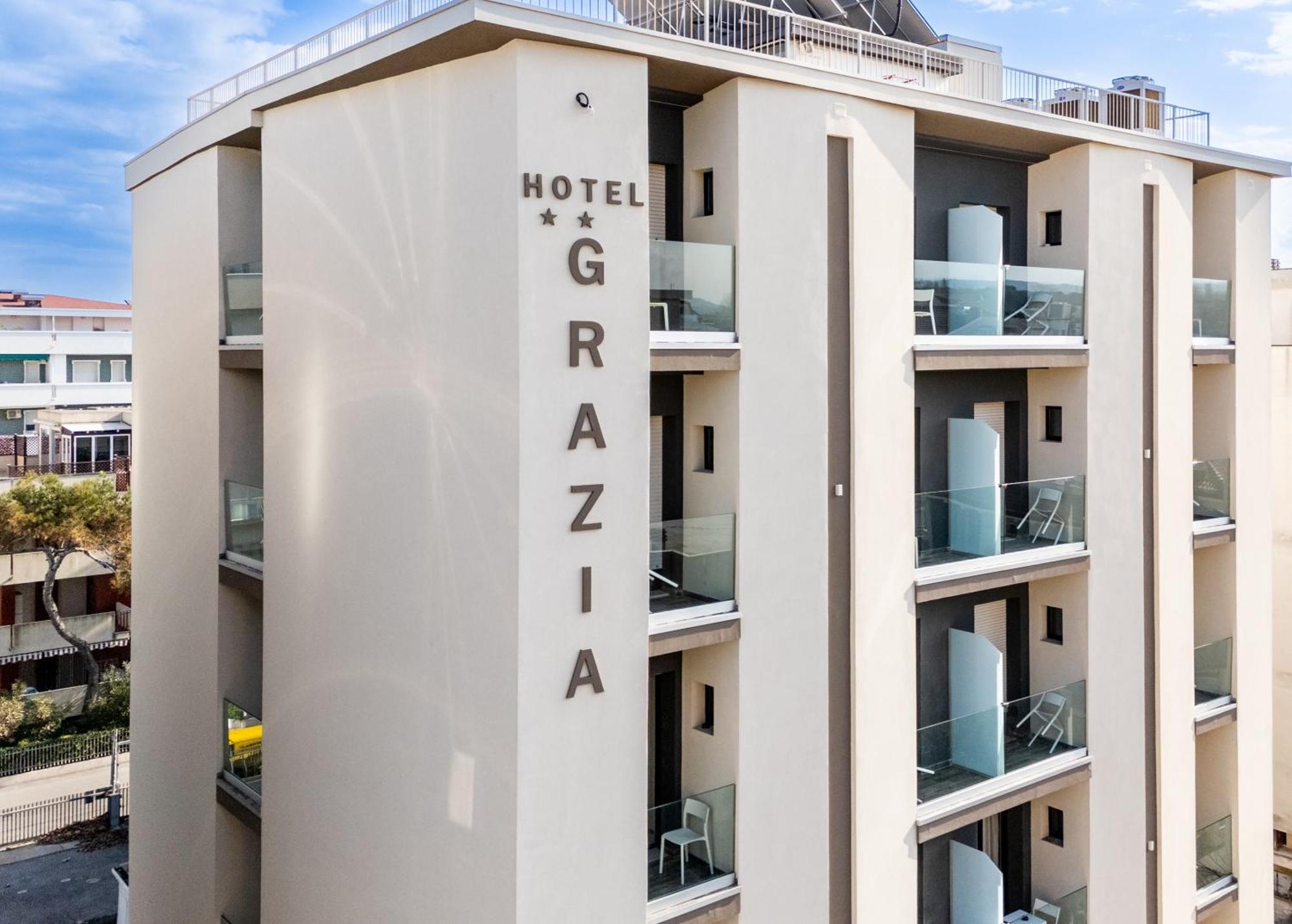 Hotel Grazia Riccione Exterior foto